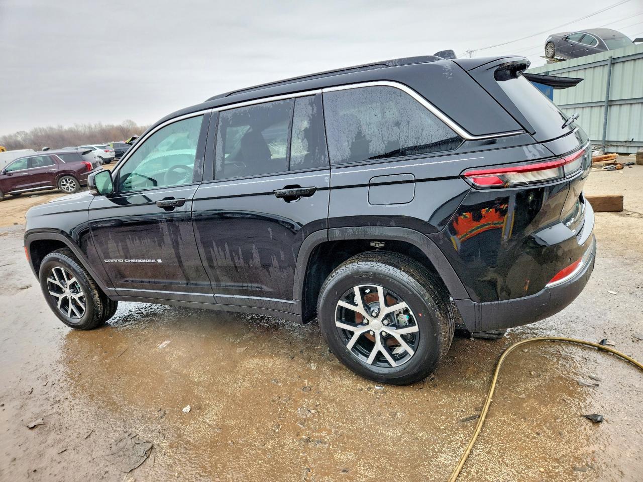 2025 JEEP GRAND CHEROKEE LIMITED — снимка 2
