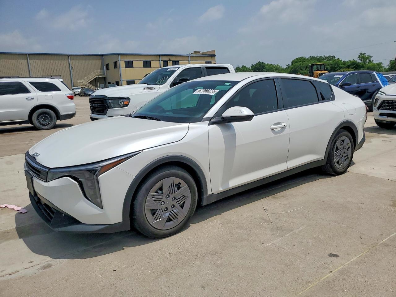 2025 KIA K4 LX