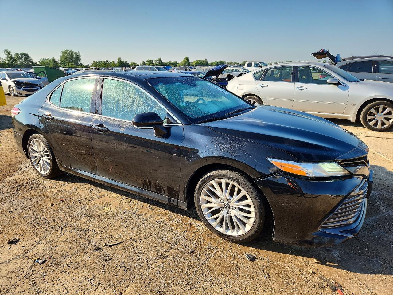 2020 TOYOTA CAMRY XLE — снимка 4
