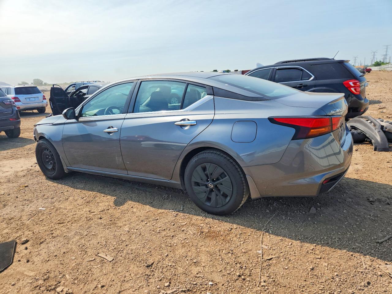 2019 NISSAN ALTIMA S — снимка 2