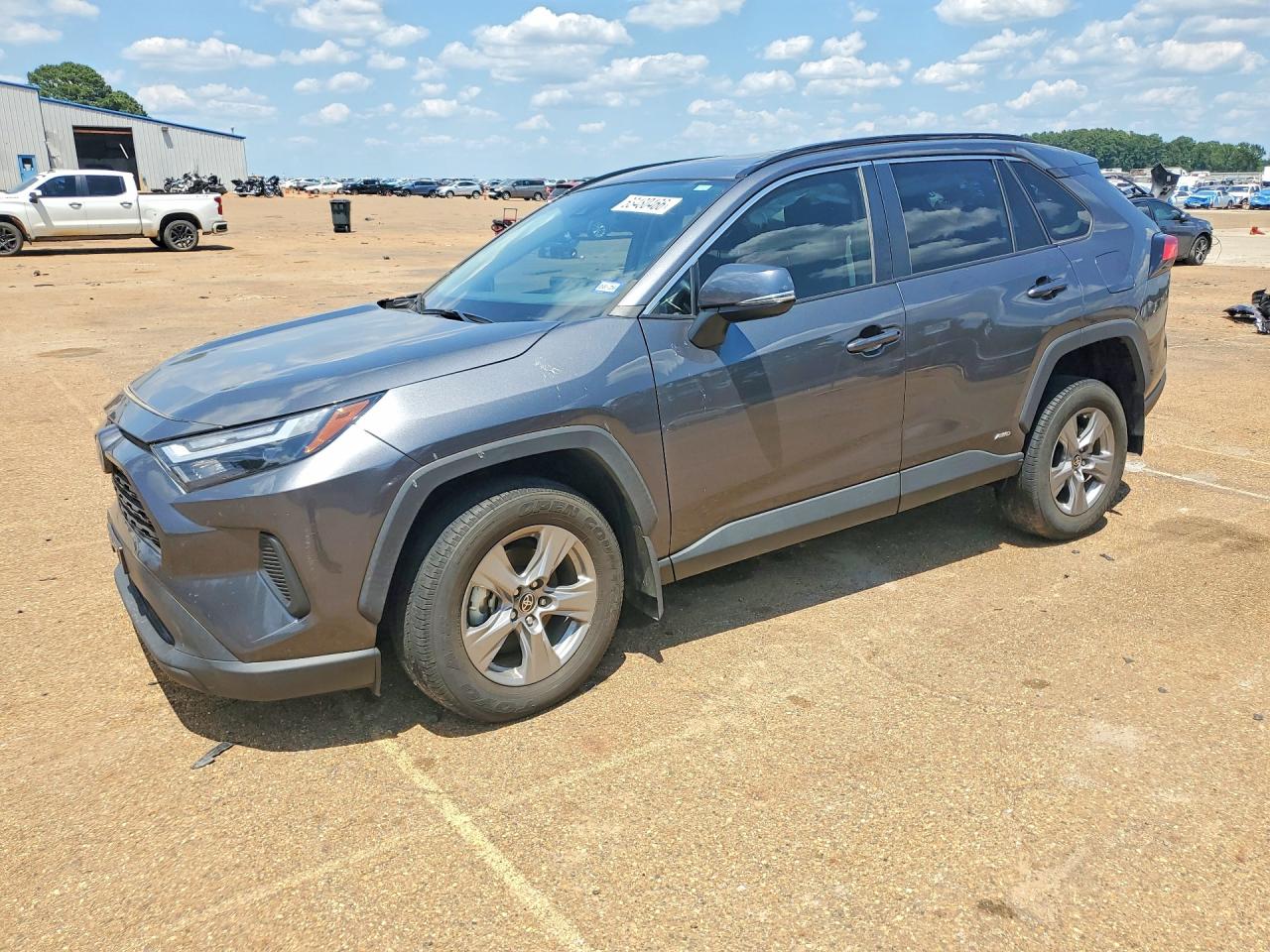 2023 TOYOTA RAV4 HYBRID XLE