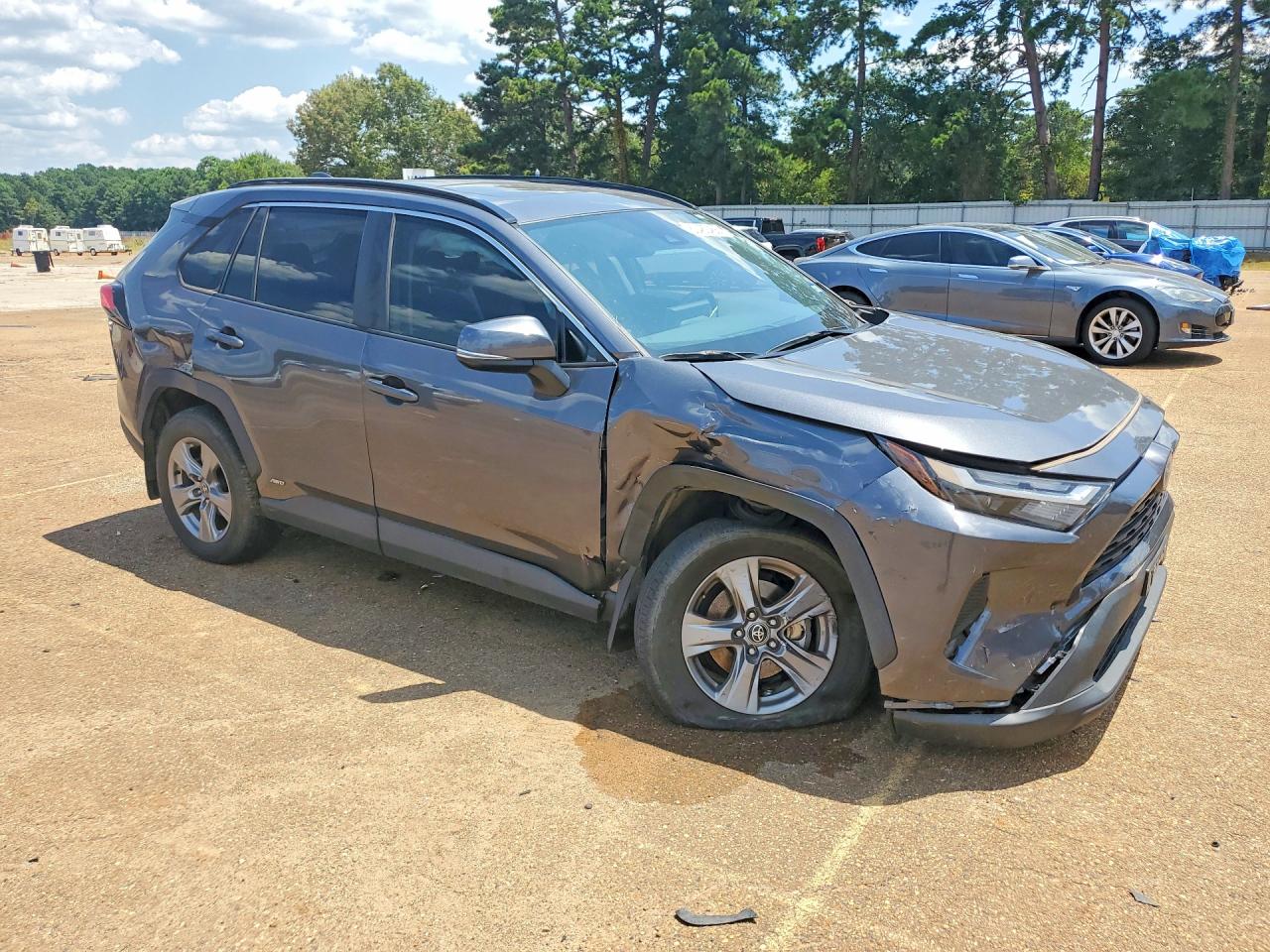 2023 TOYOTA RAV4 HYBRID XLE — снимка 4
