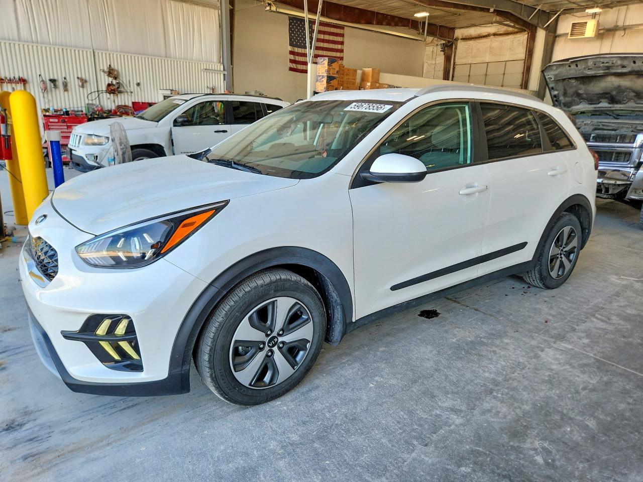 2020 KIA NIRO LX