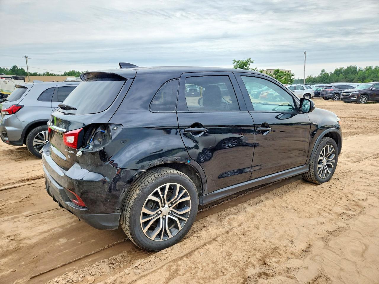 2018 MITSUBISHI OUTLANDER SPORT ES — снимка 3