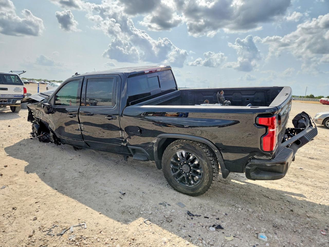 2025 CHEVROLET SILVERADO K2500 HIGH COUNTRY — снимка 2