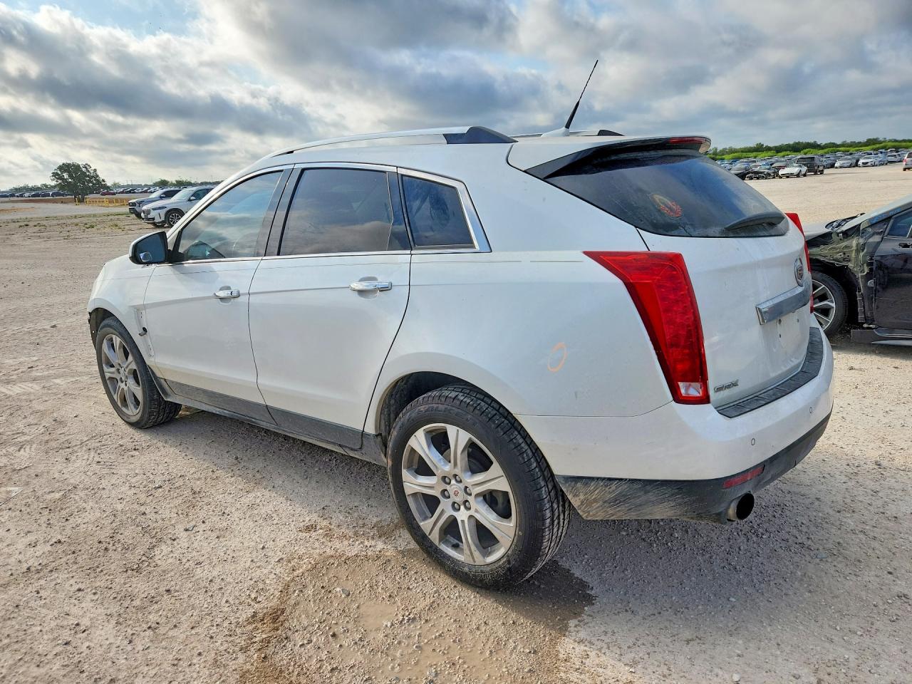 2013 CADILLAC SRX PERFORMANCE COLLECTION — снимка 2