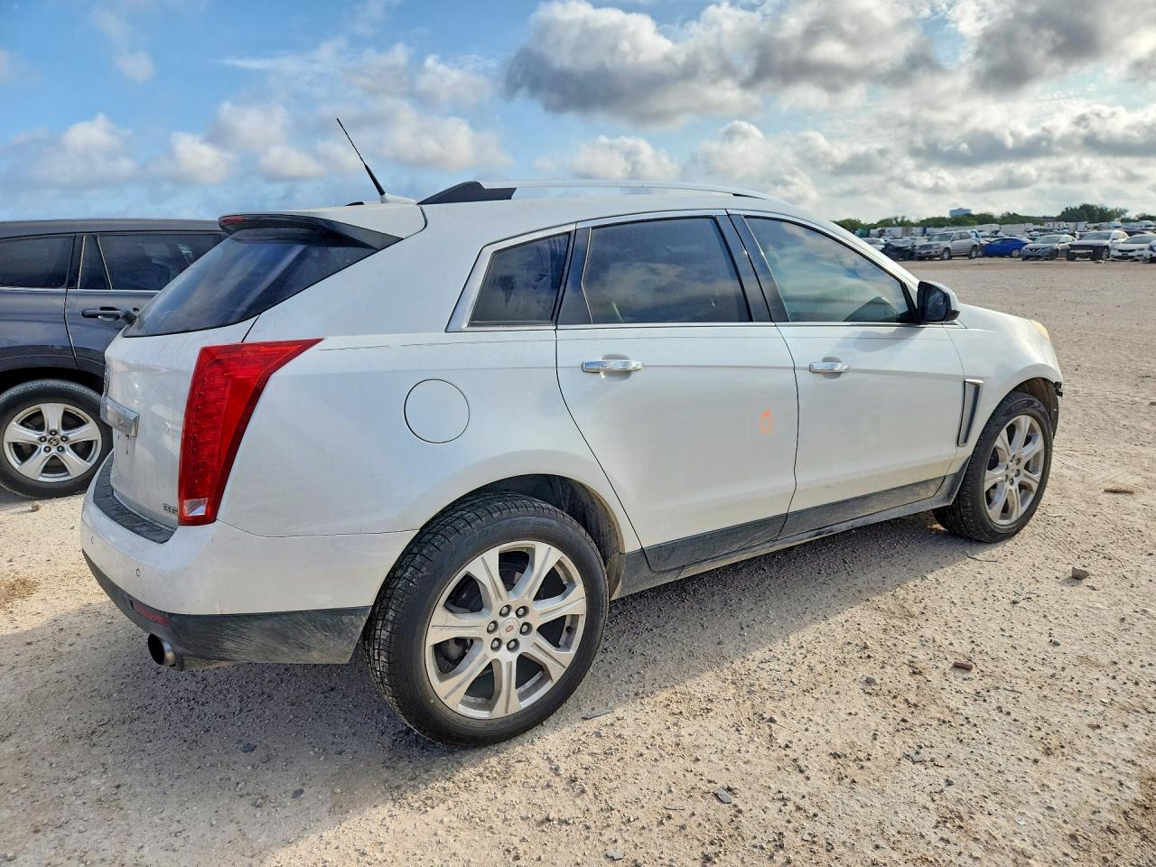 2013 CADILLAC SRX PERFORMANCE COLLECTION — снимка 3