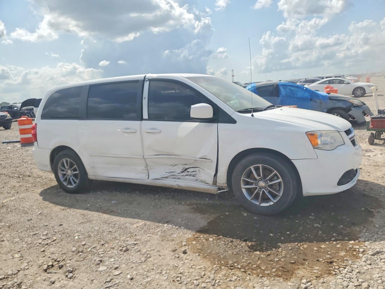 2017 DODGE GRAND CARAVAN SE — снимка 4