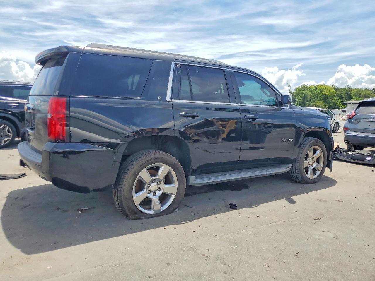2015 CHEVROLET TAHOE C1500 LT — снимка 3