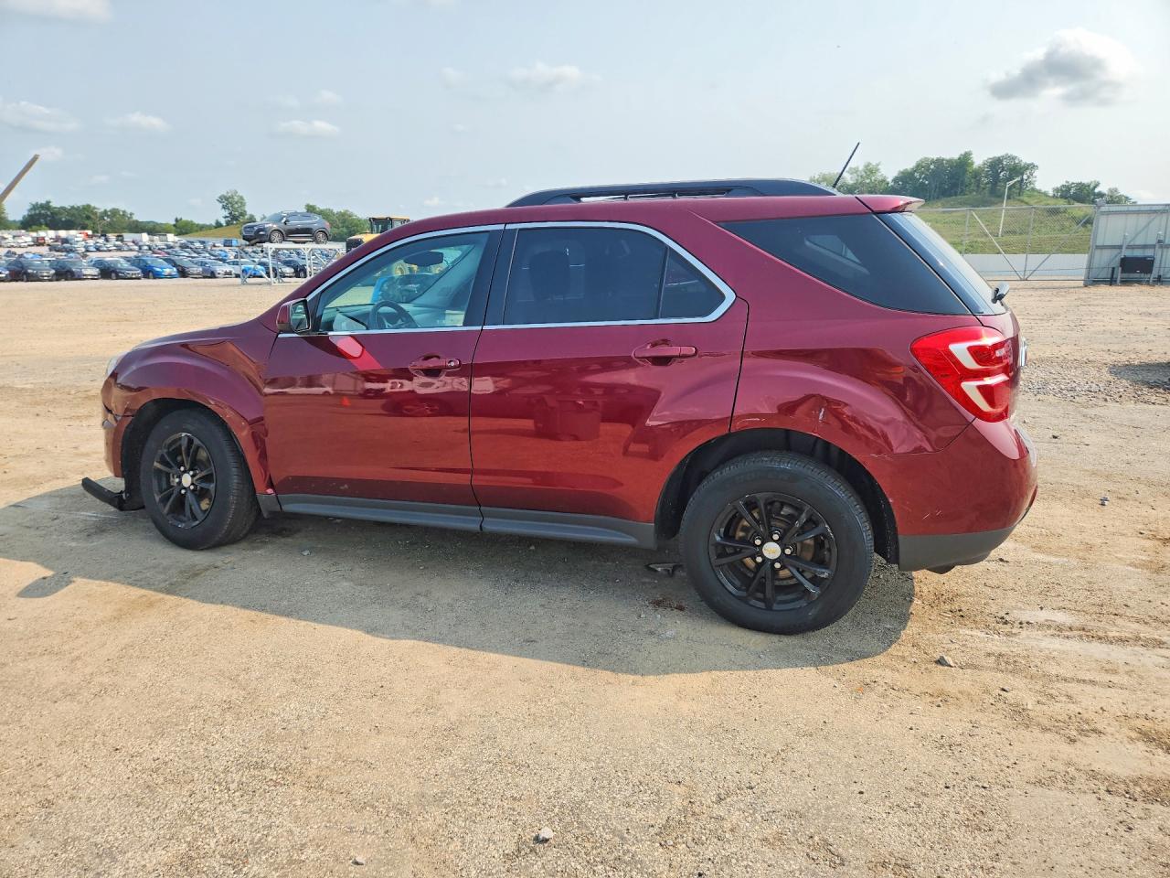 2017 CHEVROLET EQUINOX LT — снимка 2