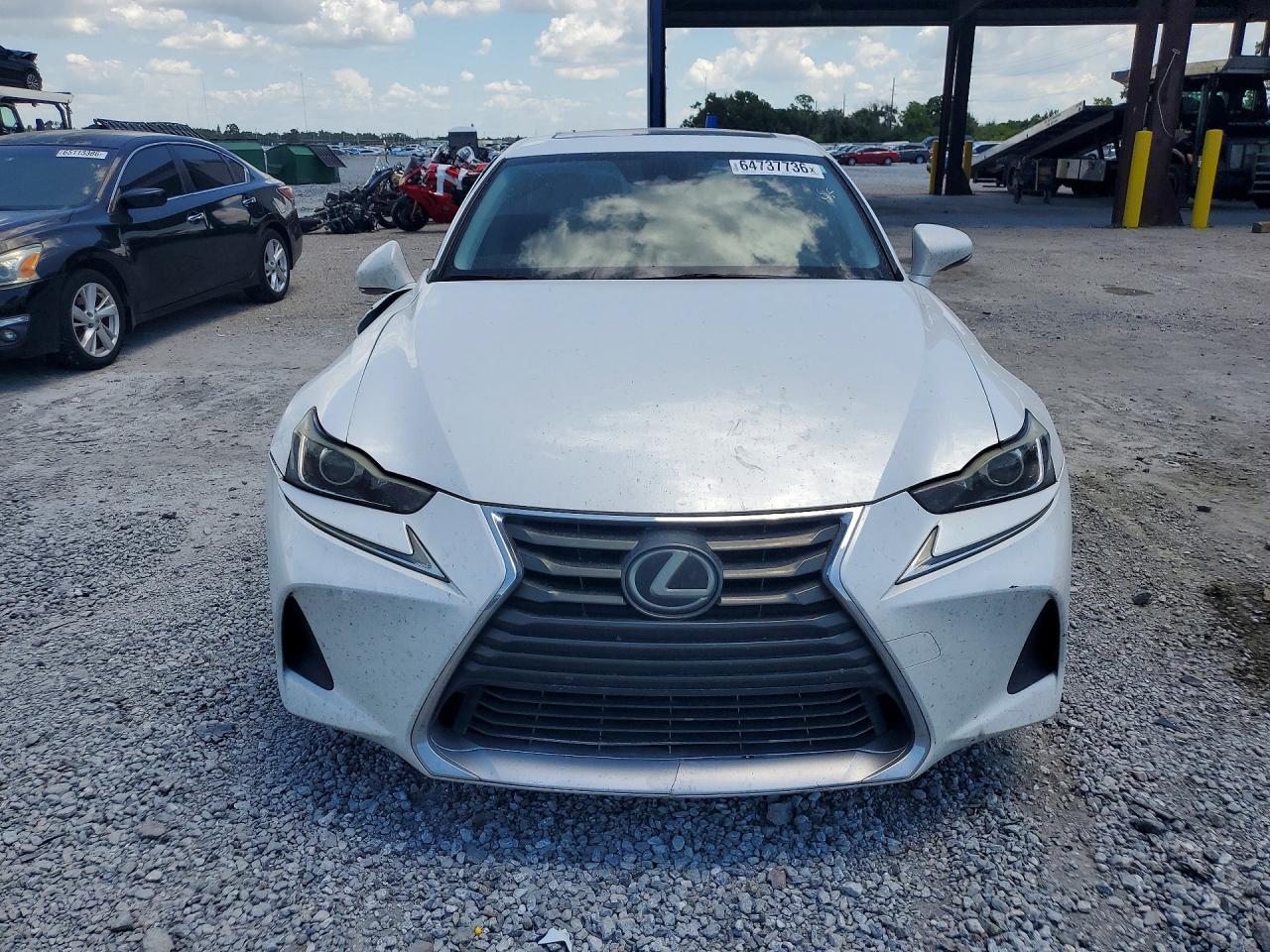 2017 LEXUS IS 200T — снимка 5