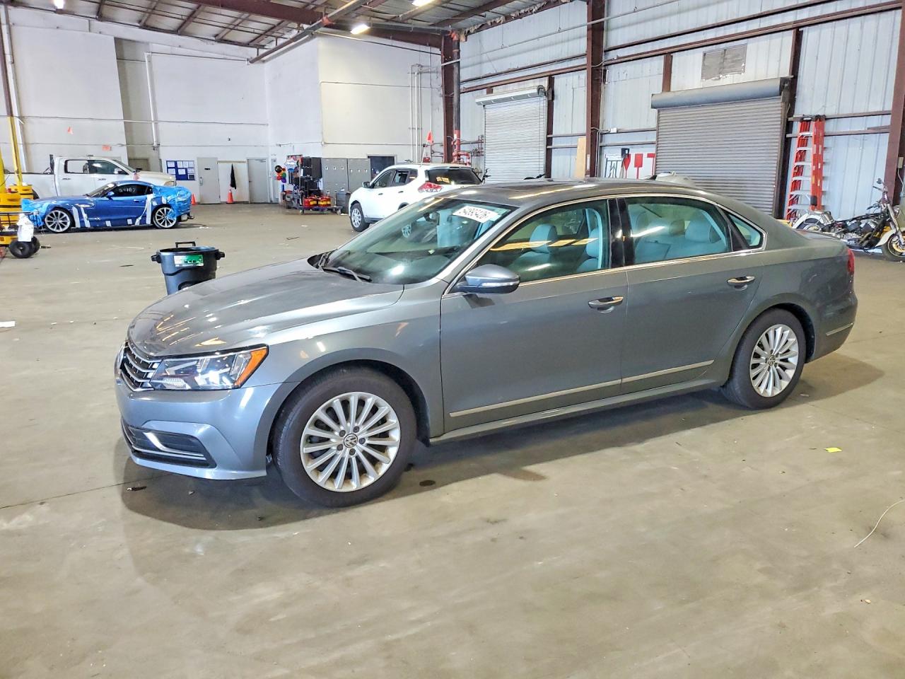 2017 VOLKSWAGEN PASSAT SE