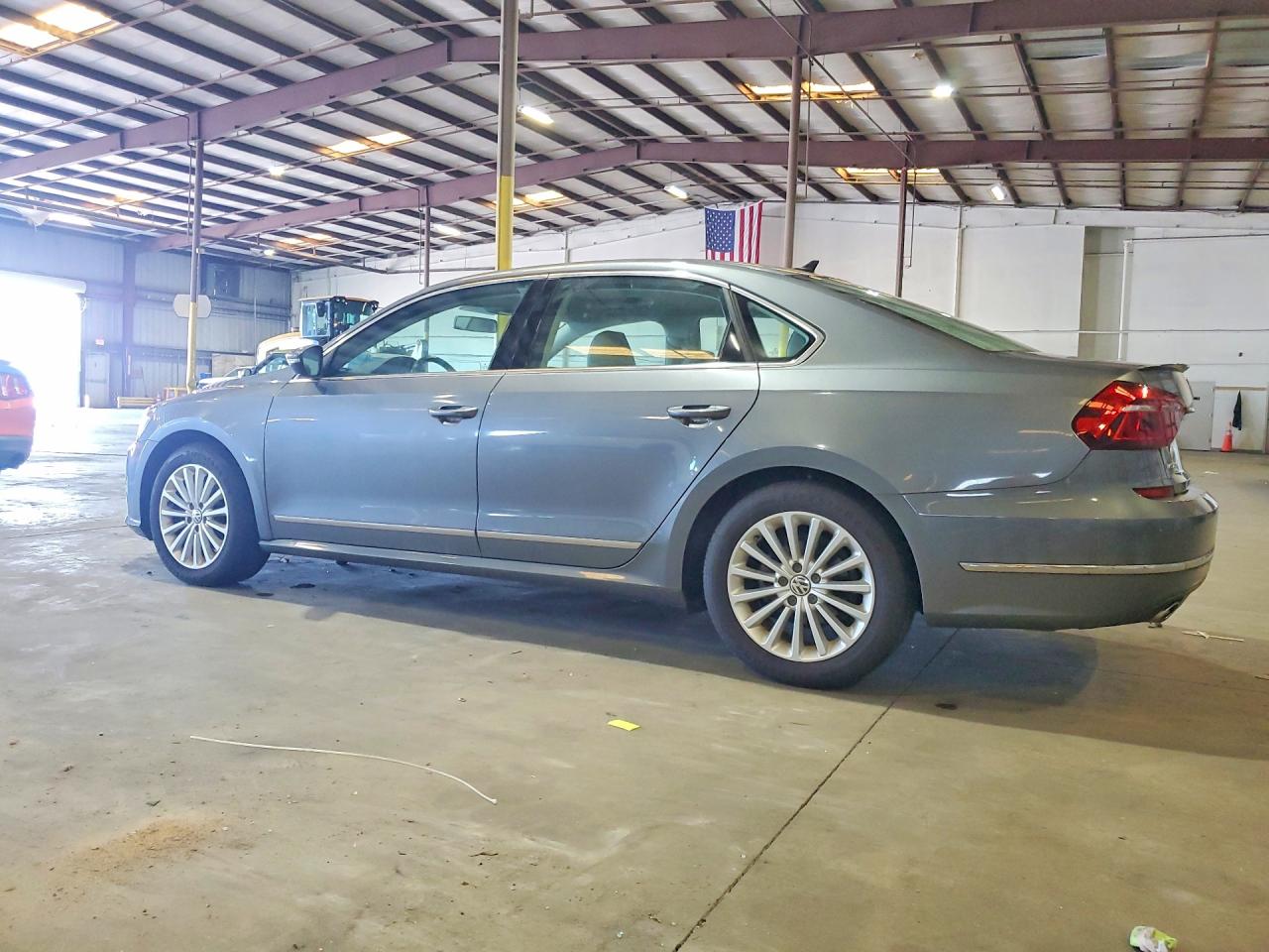 2017 VOLKSWAGEN PASSAT SE — снимка 2
