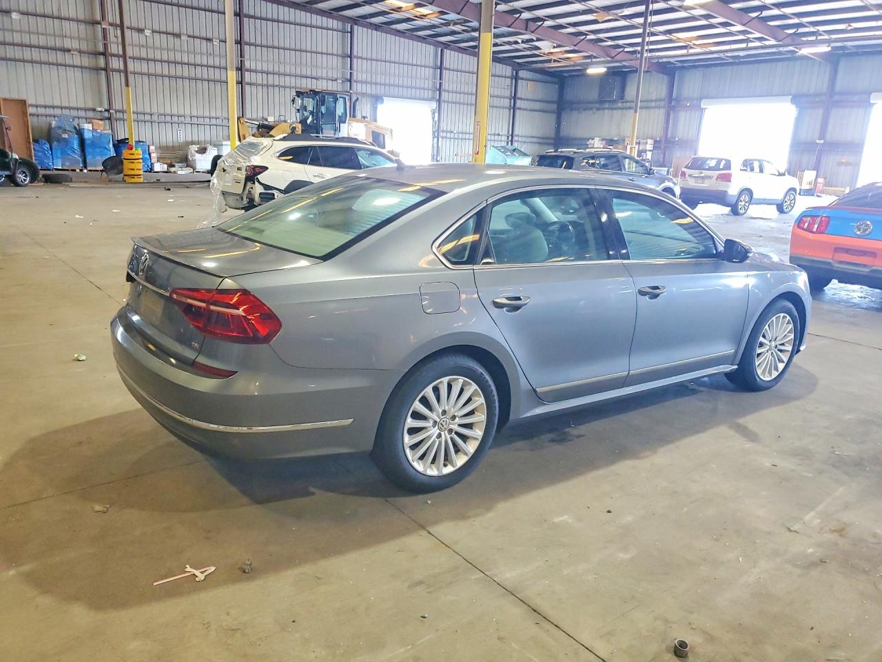 2017 VOLKSWAGEN PASSAT SE — снимка 3