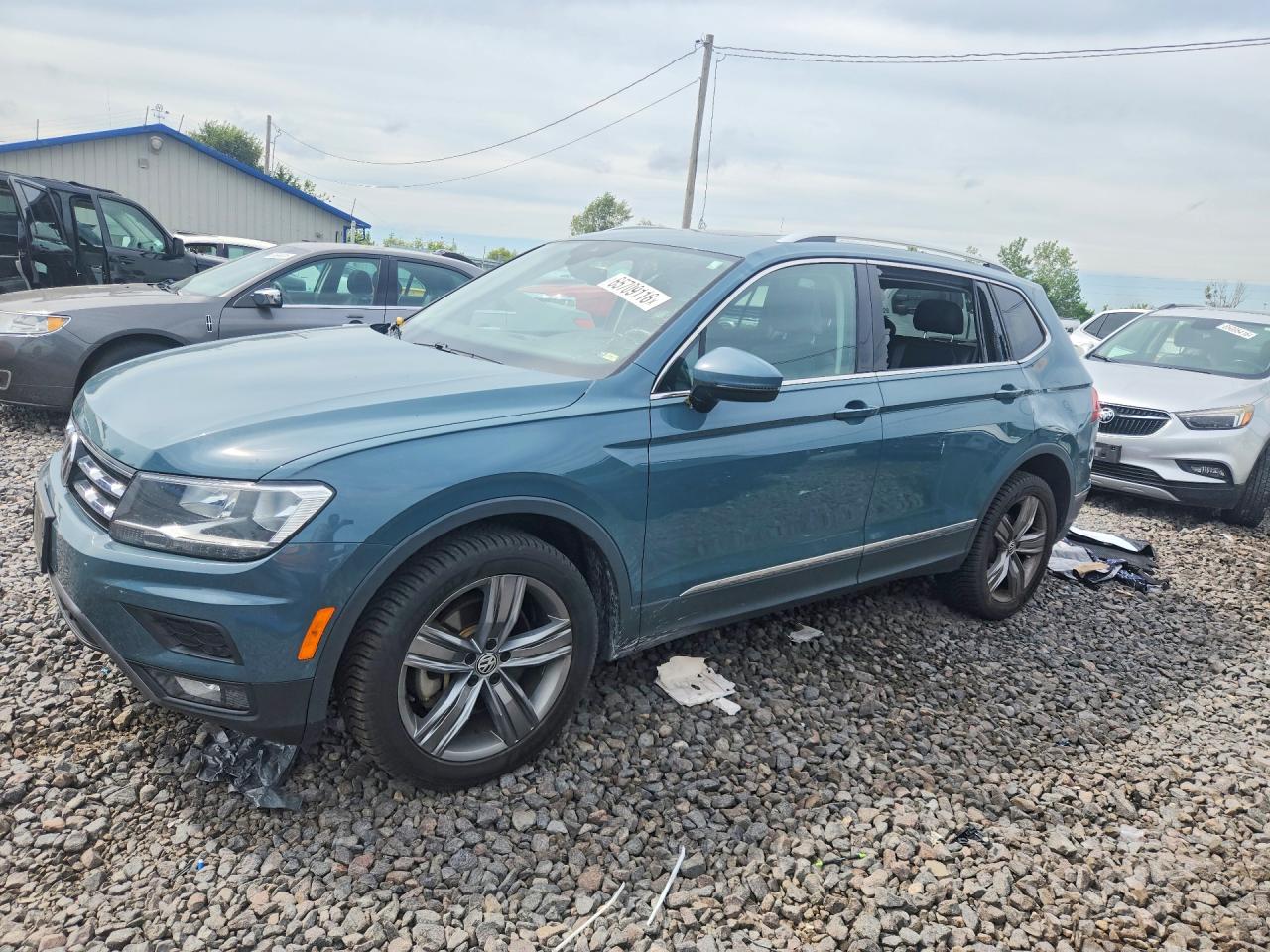 2021 VOLKSWAGEN TIGUAN SE