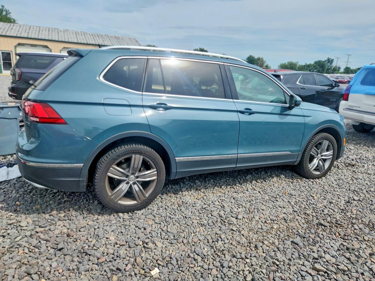 2021 VOLKSWAGEN TIGUAN SE — снимка 3