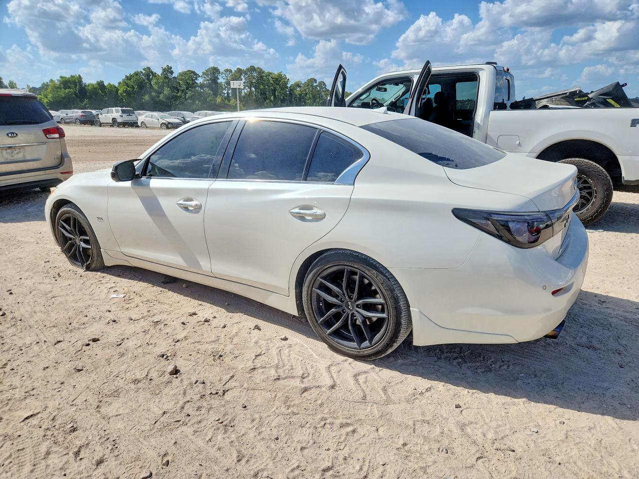 2016 INFINITI Q50 3.0T PREMIUM — снимка 2
