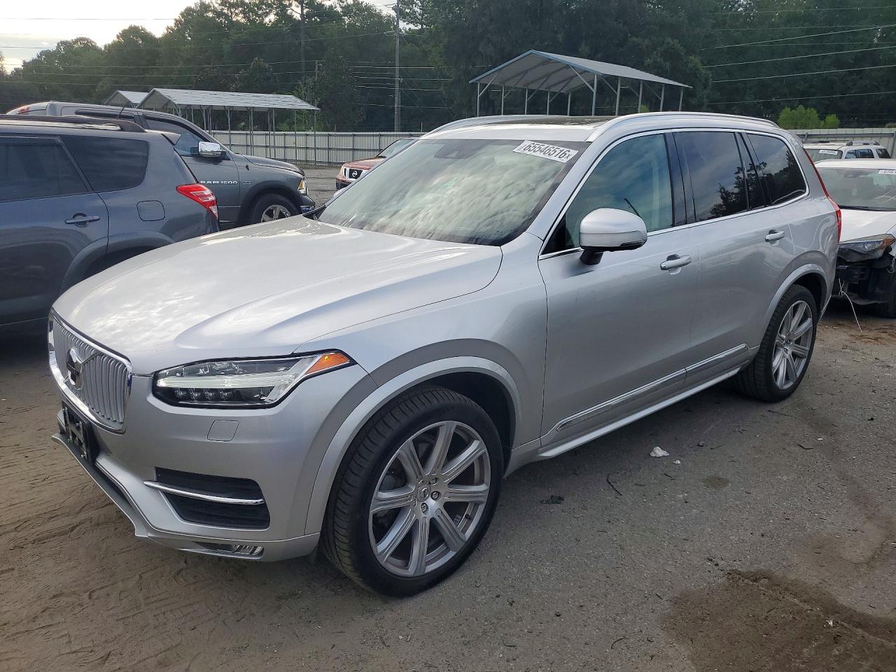 2016 VOLVO XC90 T6