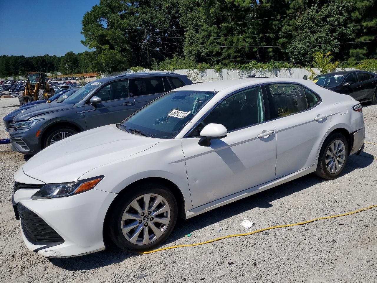 2019 TOYOTA CAMRY LE