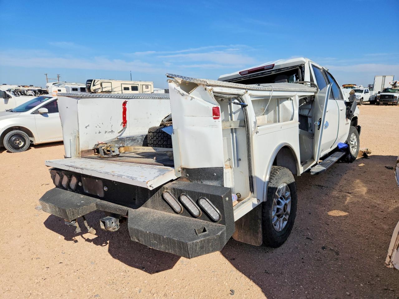 2024 CHEVROLET SILVERADO K2500 HEAVY DUTY LT — снимка 3
