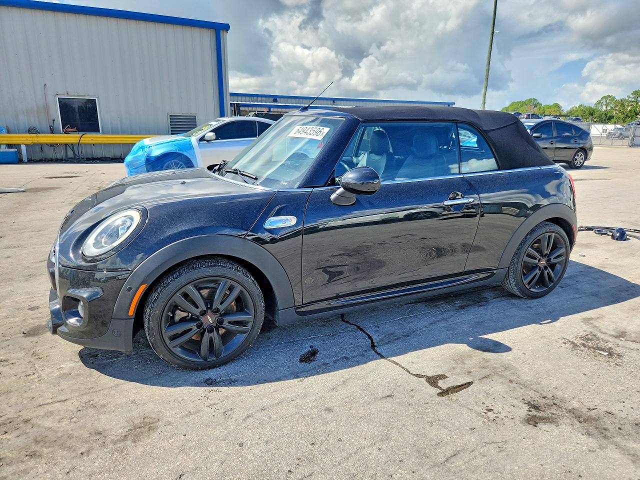 2018 MINI COOPER S