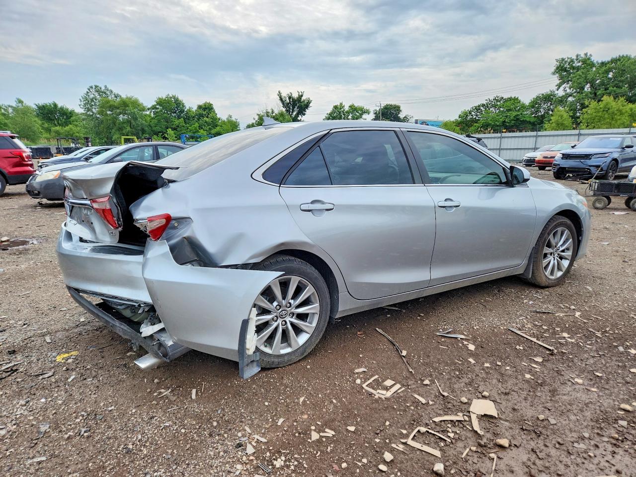 2017 TOYOTA CAMRY XLE — снимка 3
