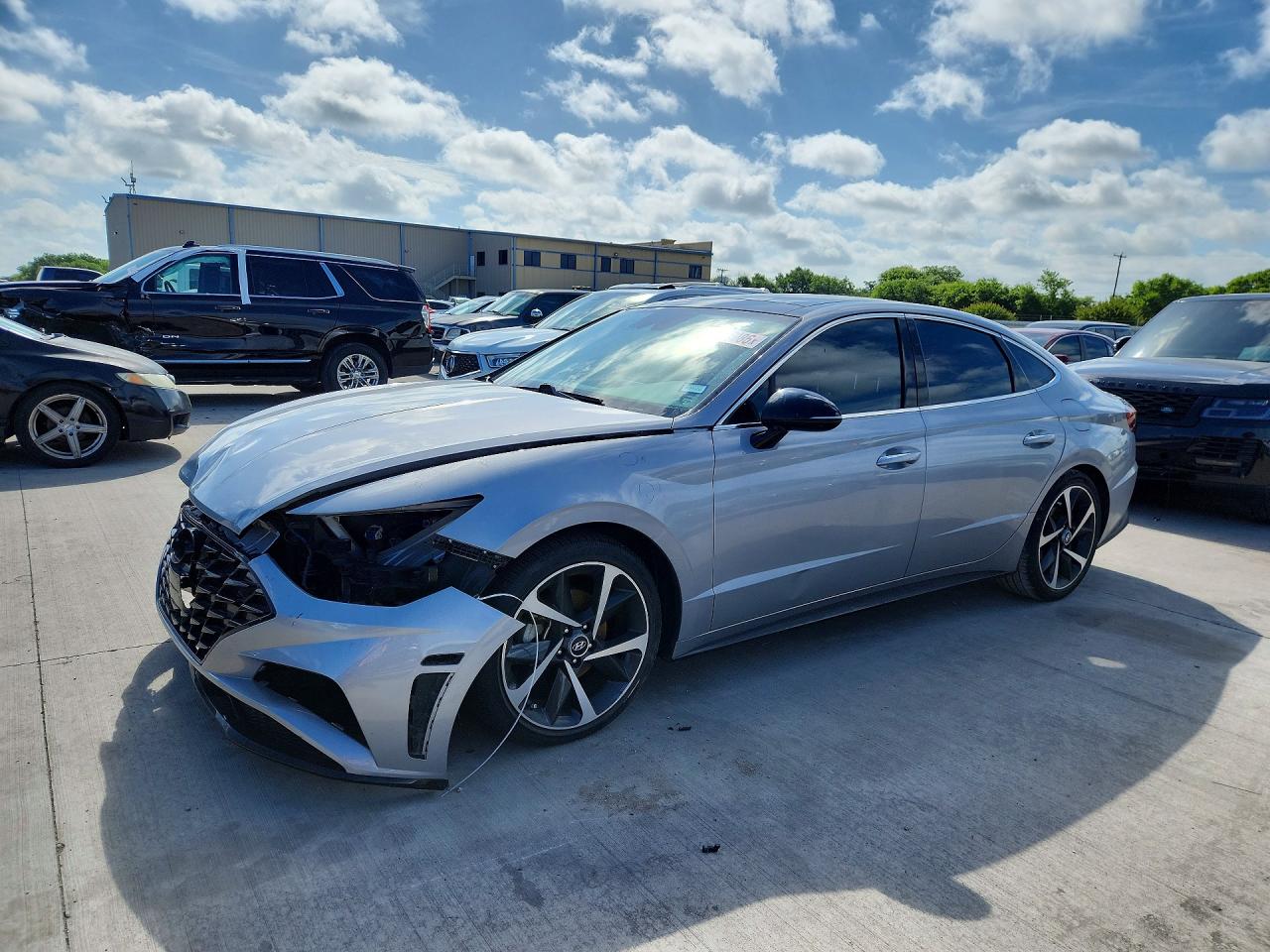 2023 HYUNDAI SONATA SEL PLUS