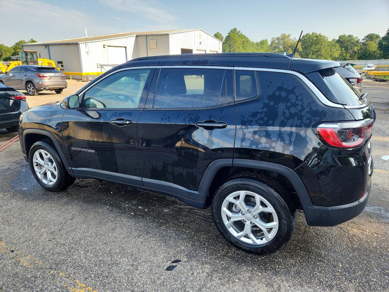 2024 JEEP COMPASS LATITUDE — снимка 2