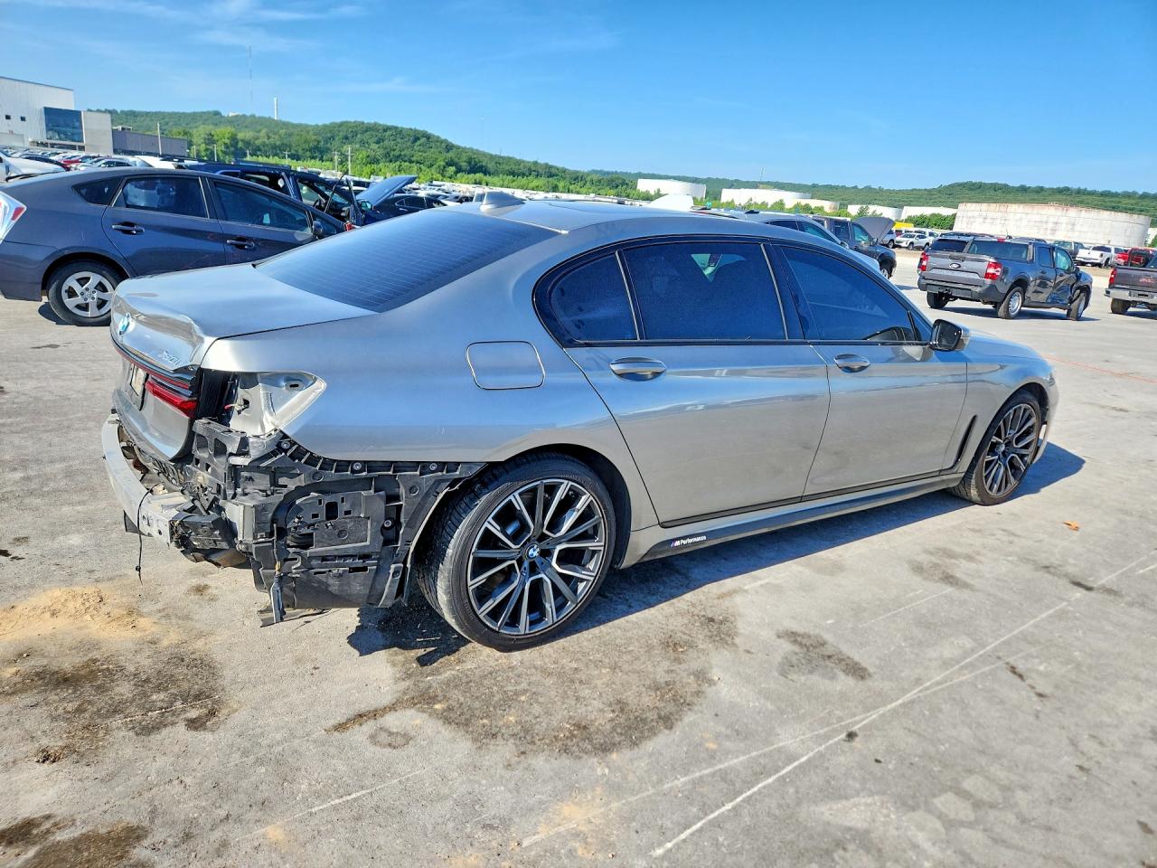 2020 BMW 750 XI — снимка 3