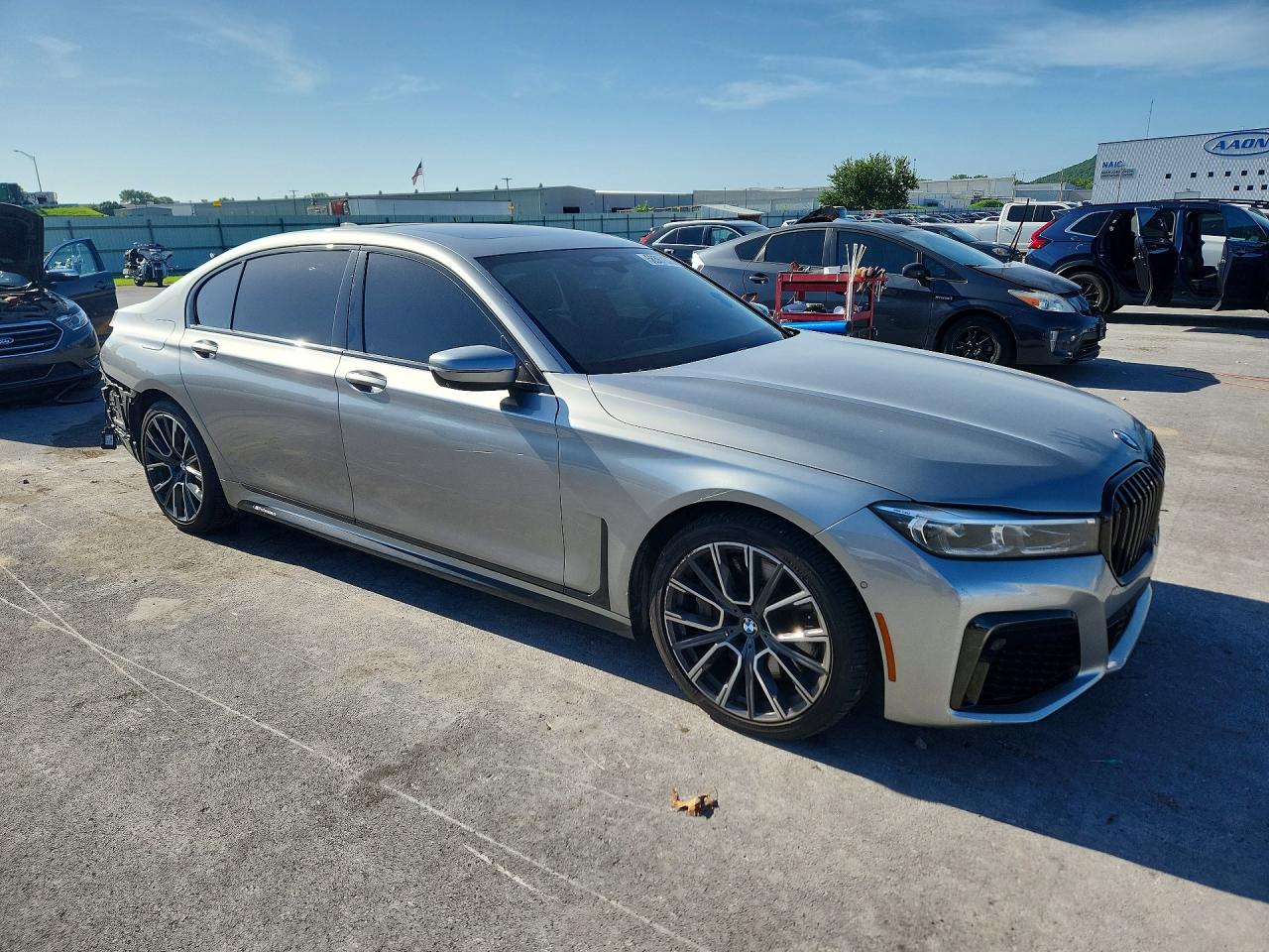 2020 BMW 750 XI — снимка 4