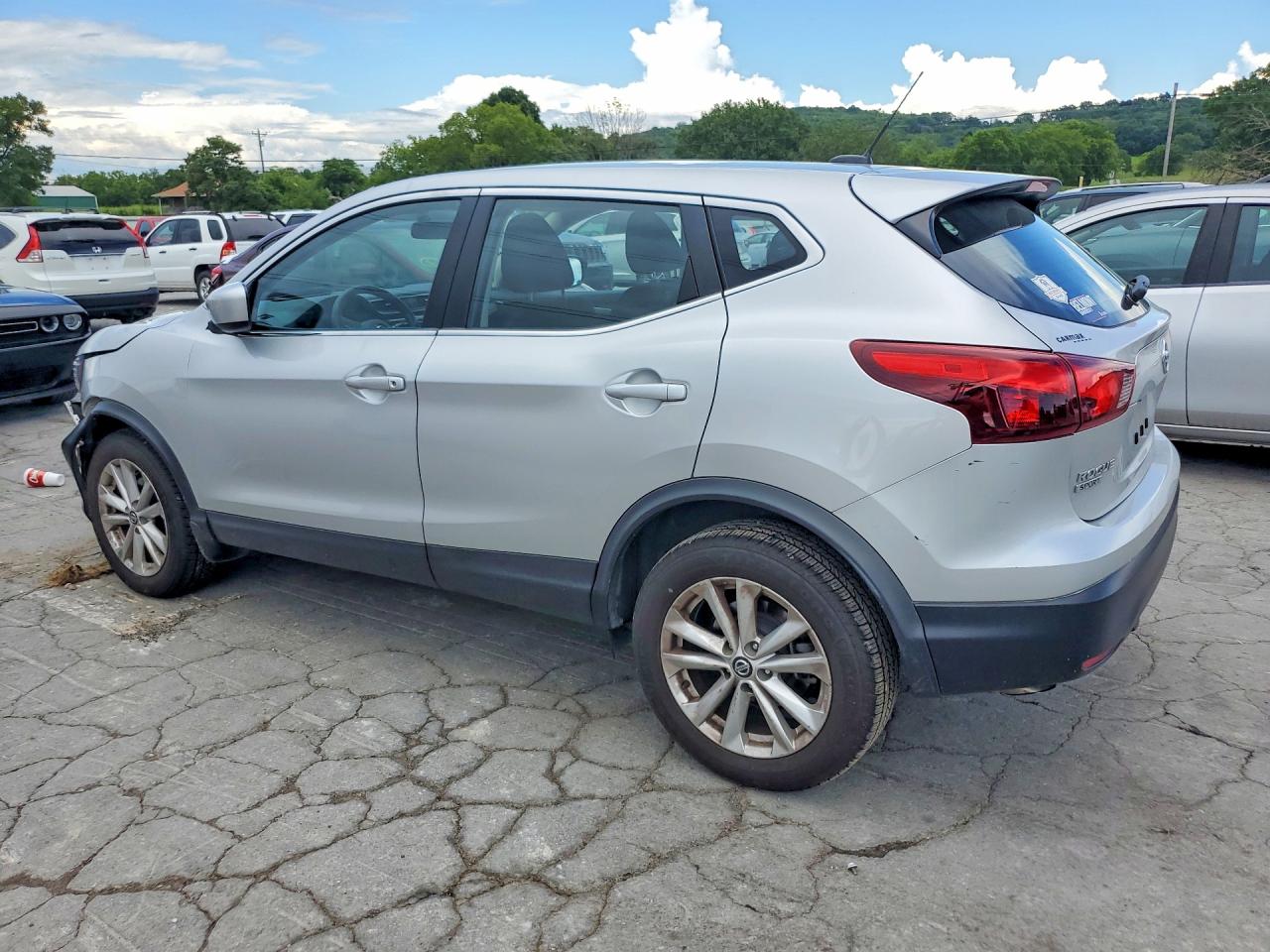 2019 NISSAN ROGUE SPORT S — снимка 2