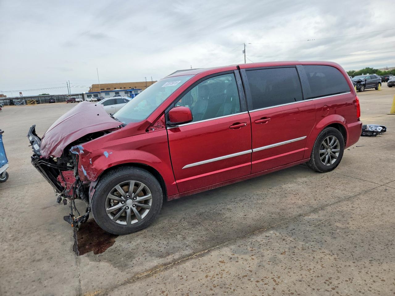 2015 CHRYSLER TOWN & COUNTRY S