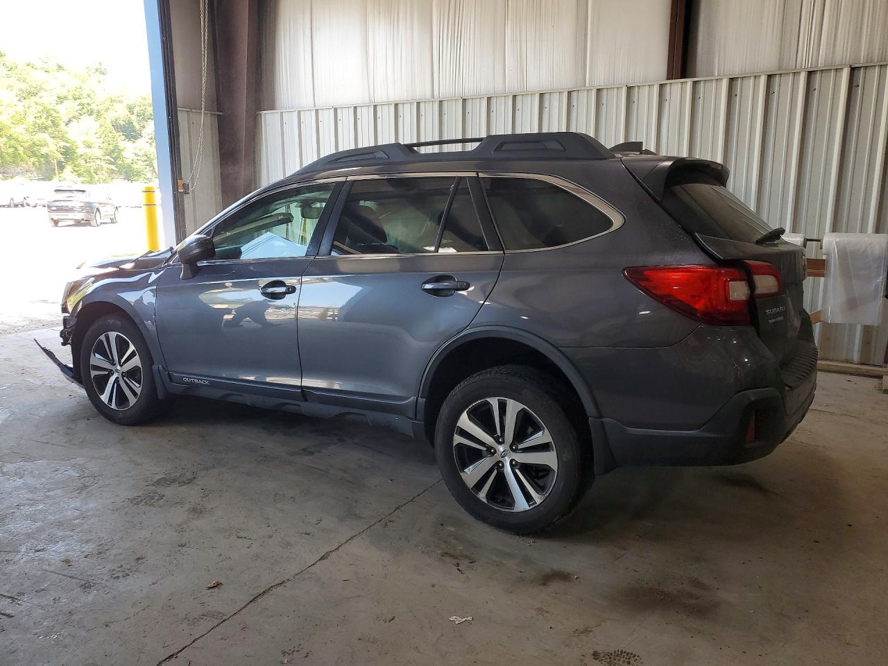 2019 SUBARU OUTBACK 3.6R LIMITED — снимка 2