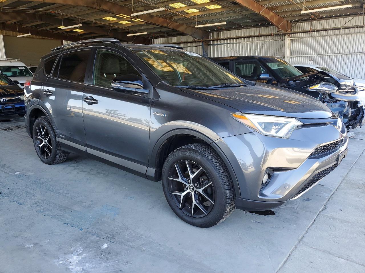2017 TOYOTA RAV4 HV SE — снимка 4