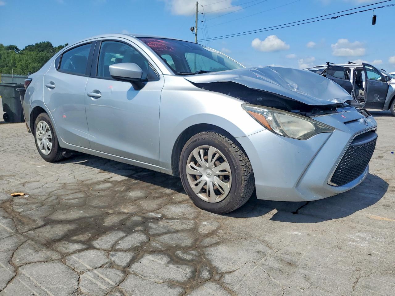 2019 TOYOTA YARIS L — снимка 4