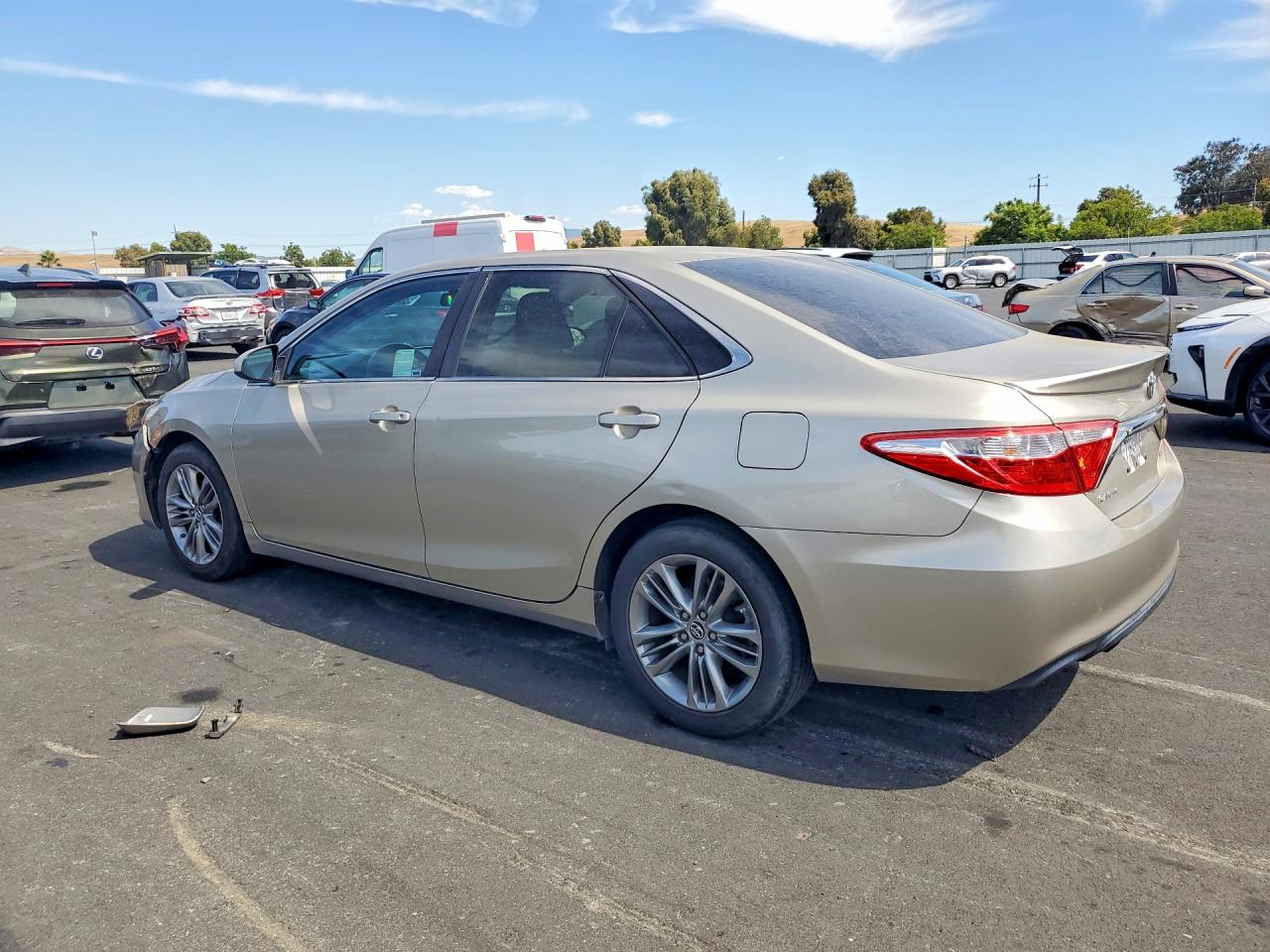 2015 TOYOTA CAMRY SE — снимка 2