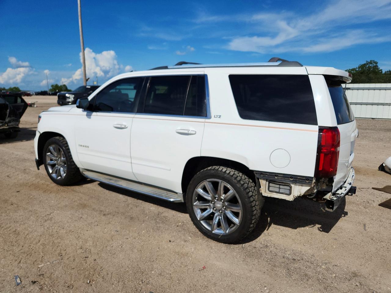 2015 CHEVROLET TAHOE K1500 LTZ — снимка 2