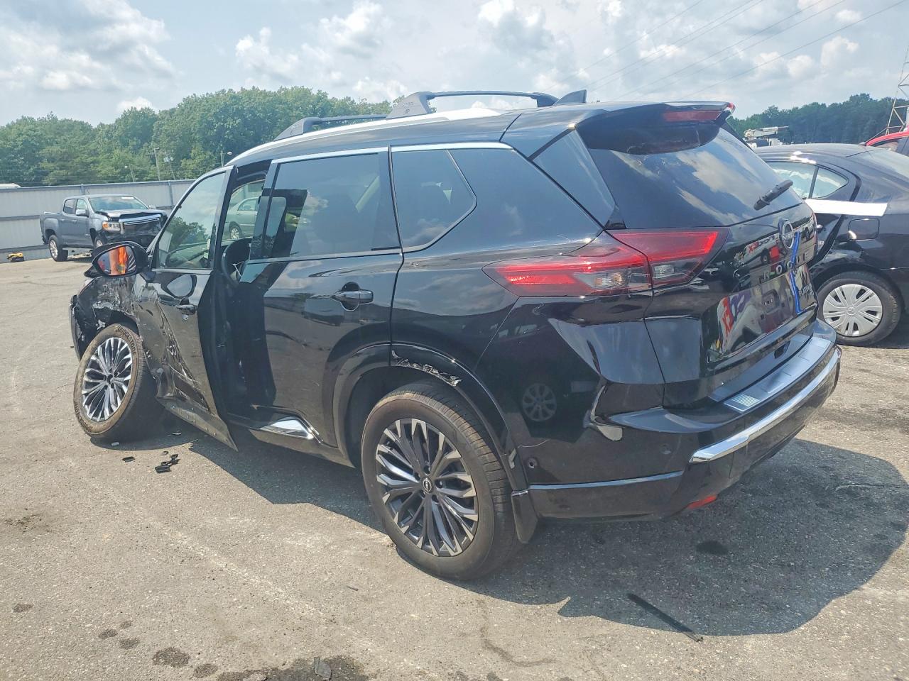 2026 NISSAN ROGUE PLATINUM — снимка 2