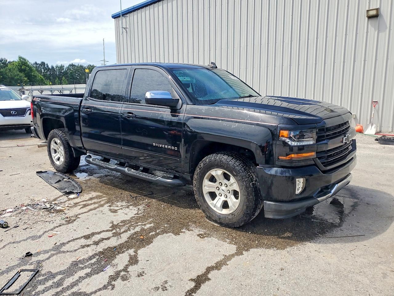 2017 CHEVROLET SILVERADO K1500 LT — снимка 4