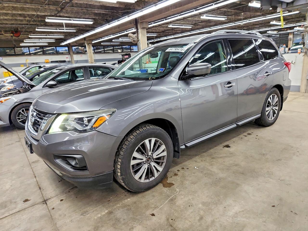 2017 NISSAN PATHFINDER S