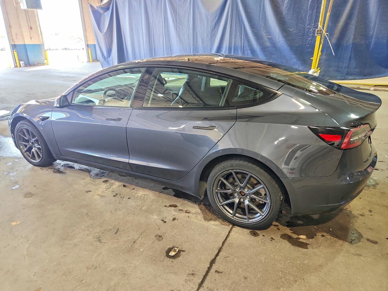 2022 TESLA MODEL 3 — снимка 2