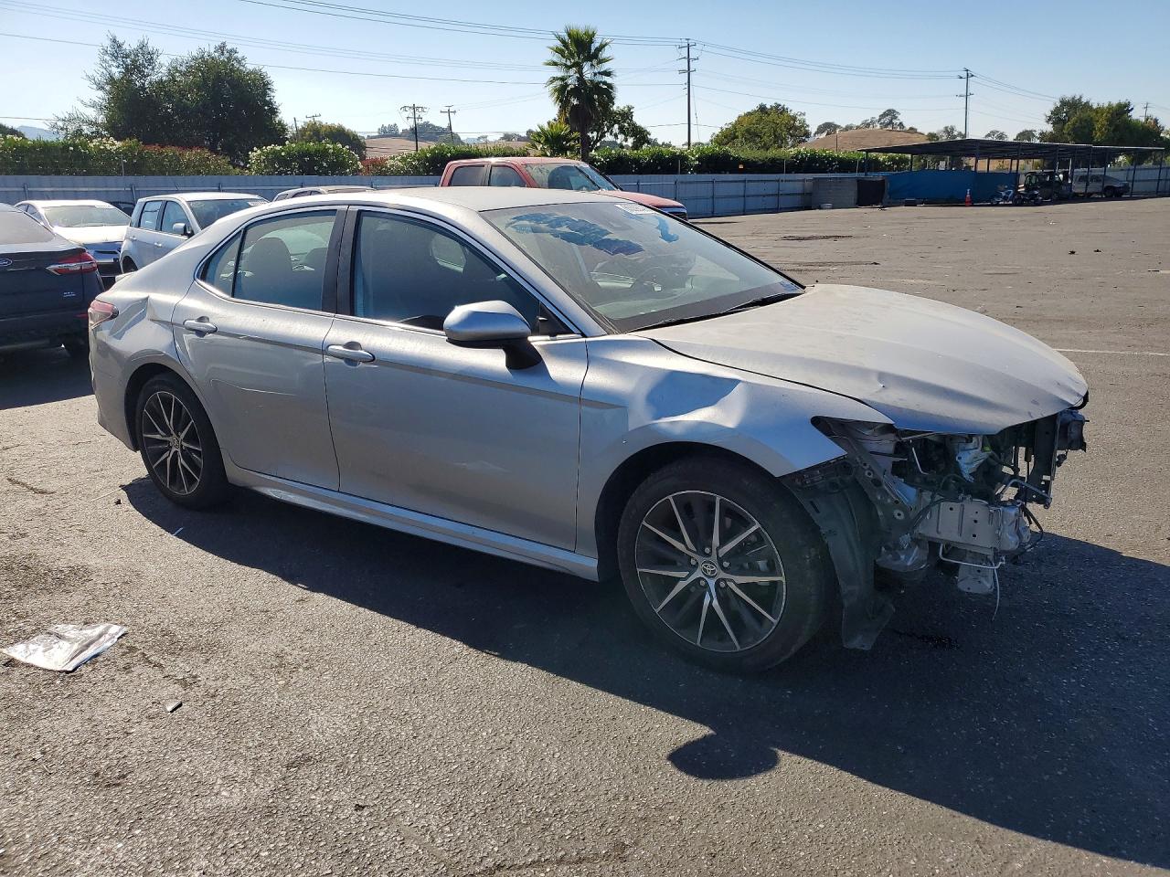 2021 TOYOTA CAMRY SE — снимка 4