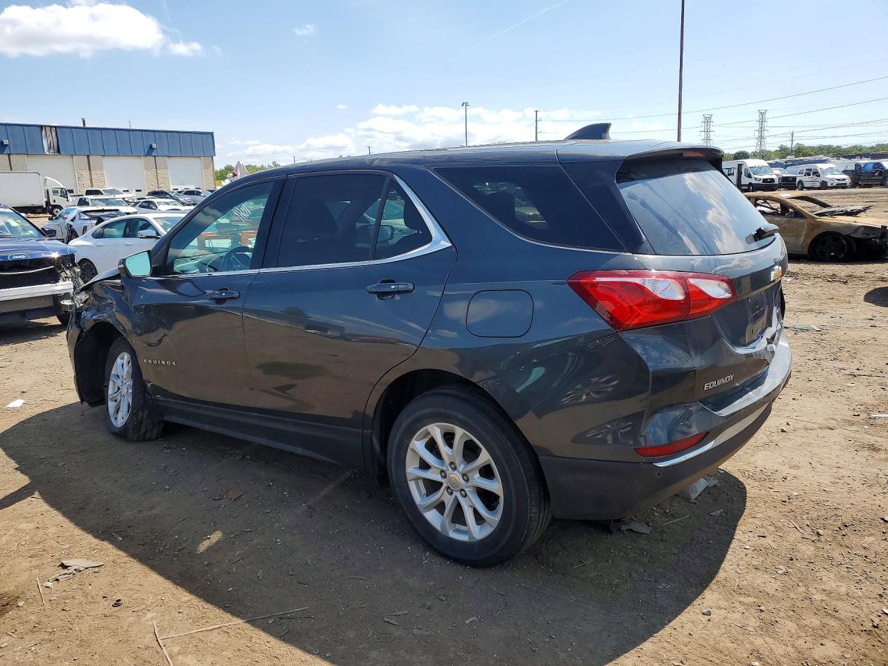 2019 CHEVROLET EQUINOX LT — снимка 2