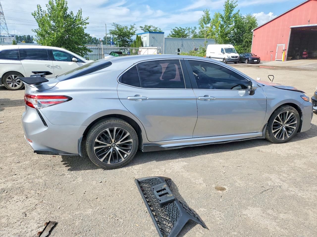 2019 TOYOTA CAMRY L — снимка 3