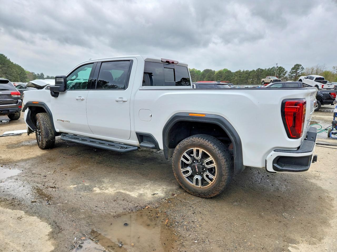 2023 GMC SIERRA K2500 AT4 — снимка 2