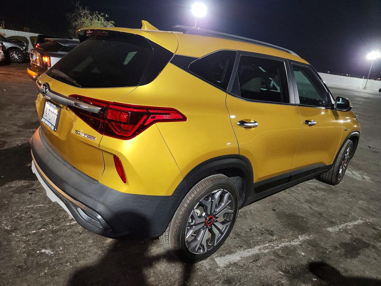2021 KIA SELTOS SX — снимка 3