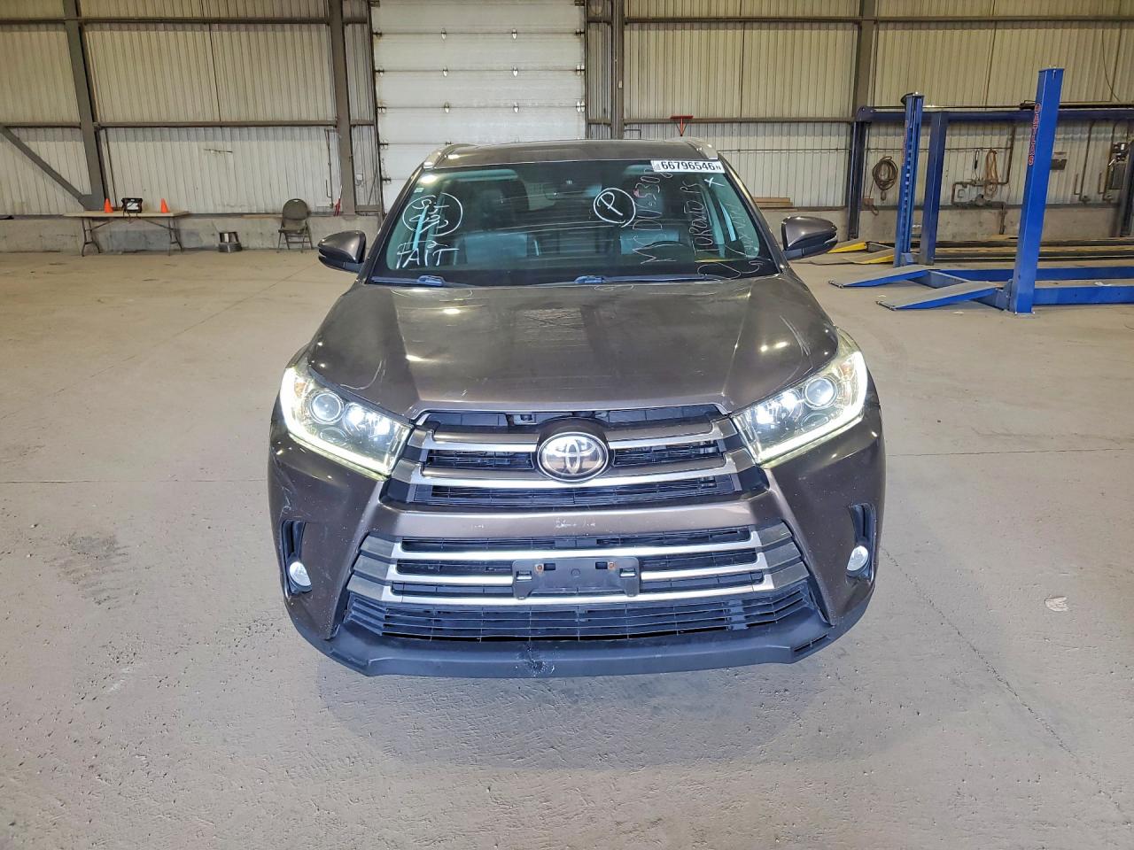 2018 TOYOTA HIGHLANDER XLE — снимка 5