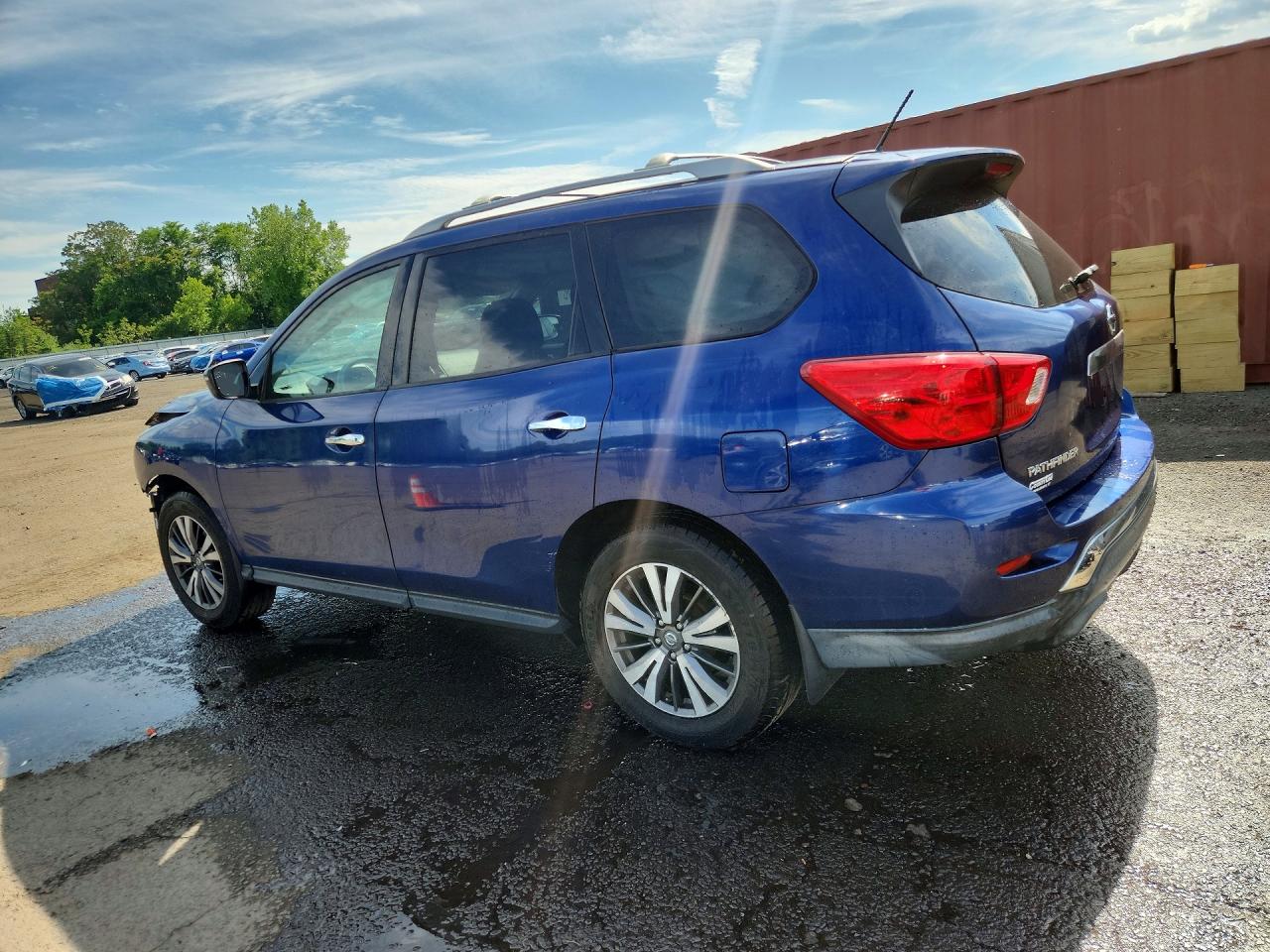 2017 NISSAN PATHFINDER S — снимка 2