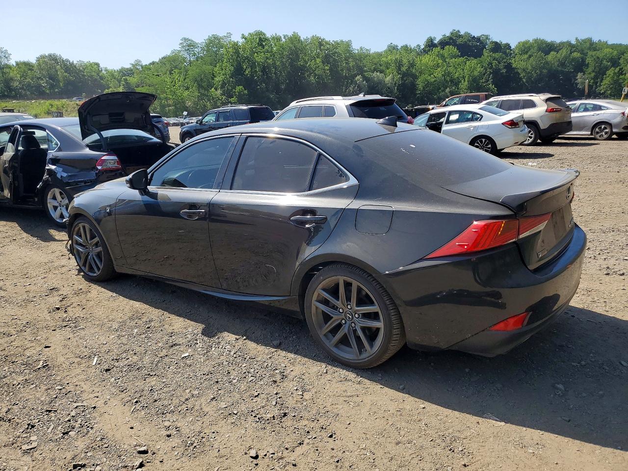 2018 LEXUS IS 300 — снимка 2