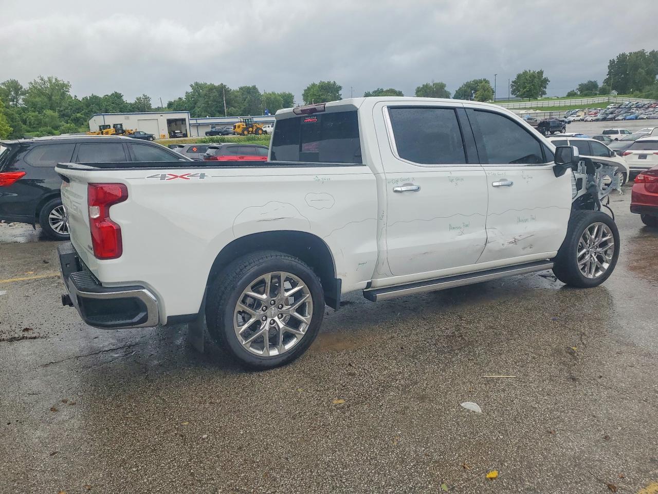2025 CHEVROLET SILVERADO K1500 LTZ — снимка 3